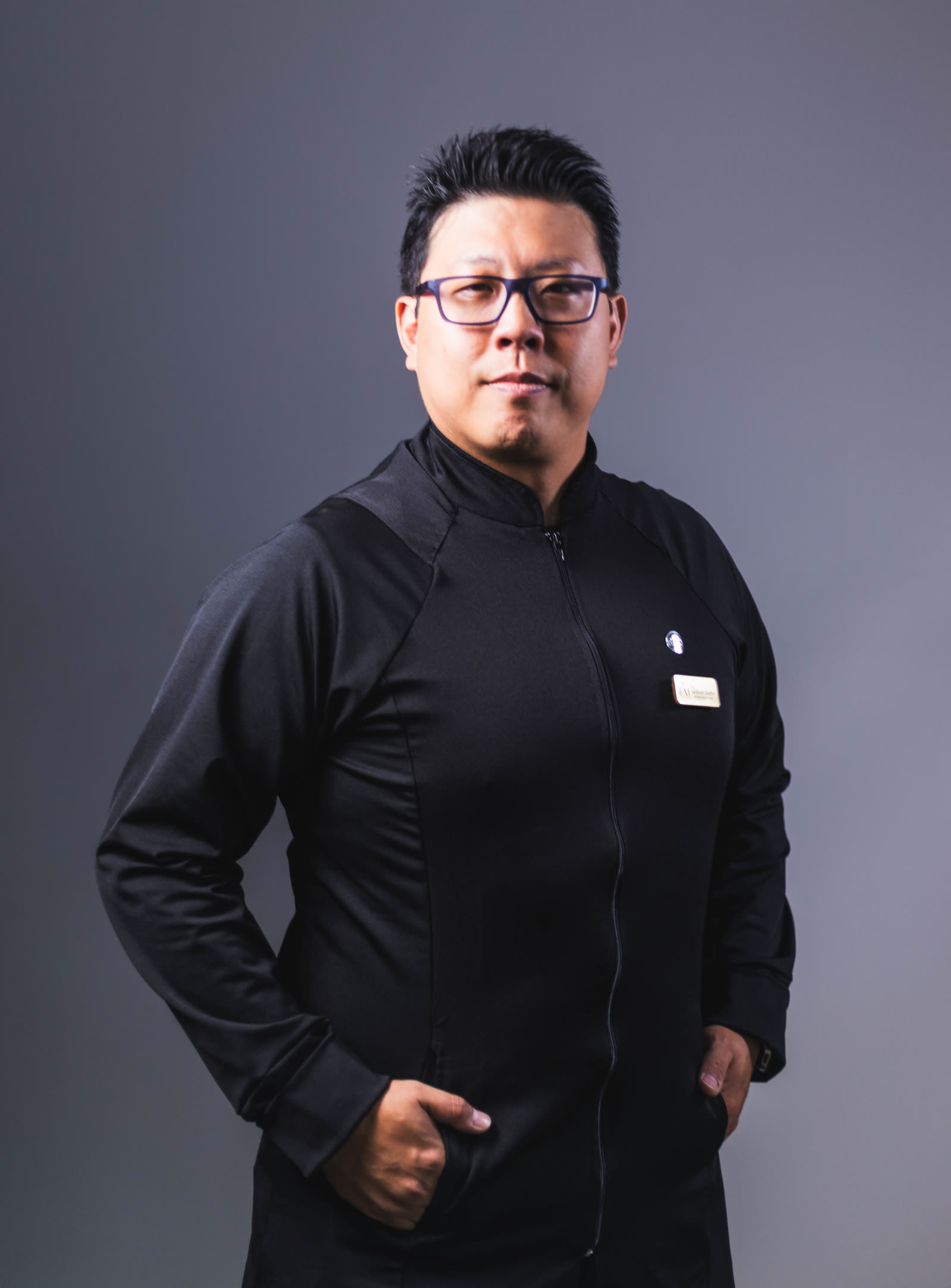 Dr. Willian Akinori Saito, responsável técnico da IEM Odontologia